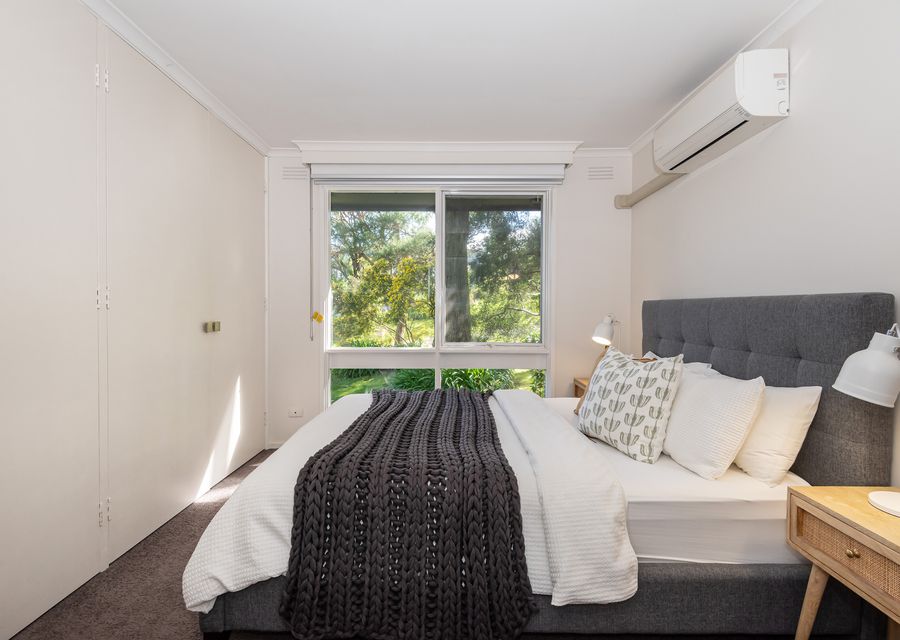 Welcome to our cozy bedroom featuring queen size bed, perfect for families, friends, or solo travelers seeking restful nights and peaceful slumber.