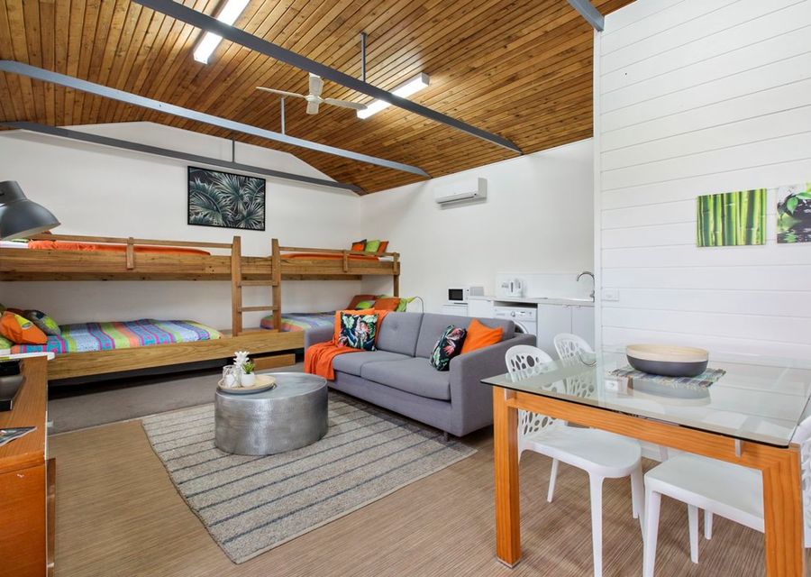 Self contained cabana with 2 queen bunks, King single above and 2 single trundle mattresses