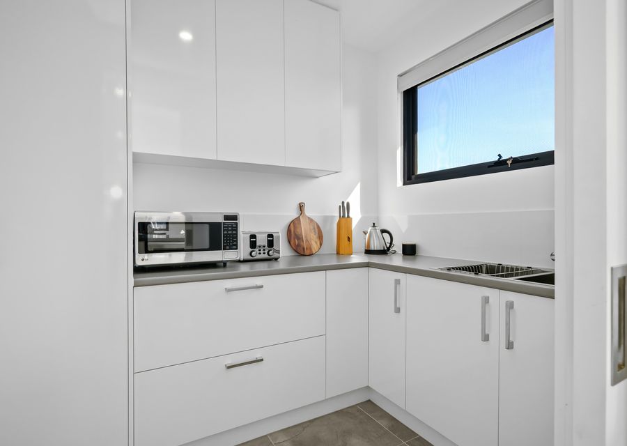 Butlers pantry off the fully equipped Chefs kitchen