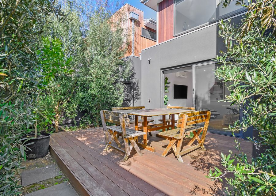 Courtyard and outdoor dining area