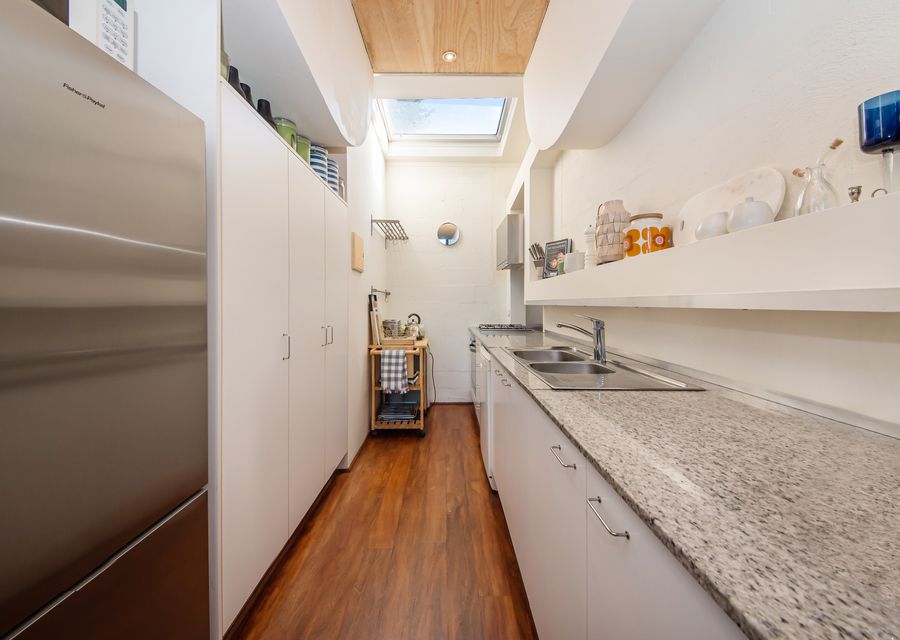 Fully equipped galley kitchen 