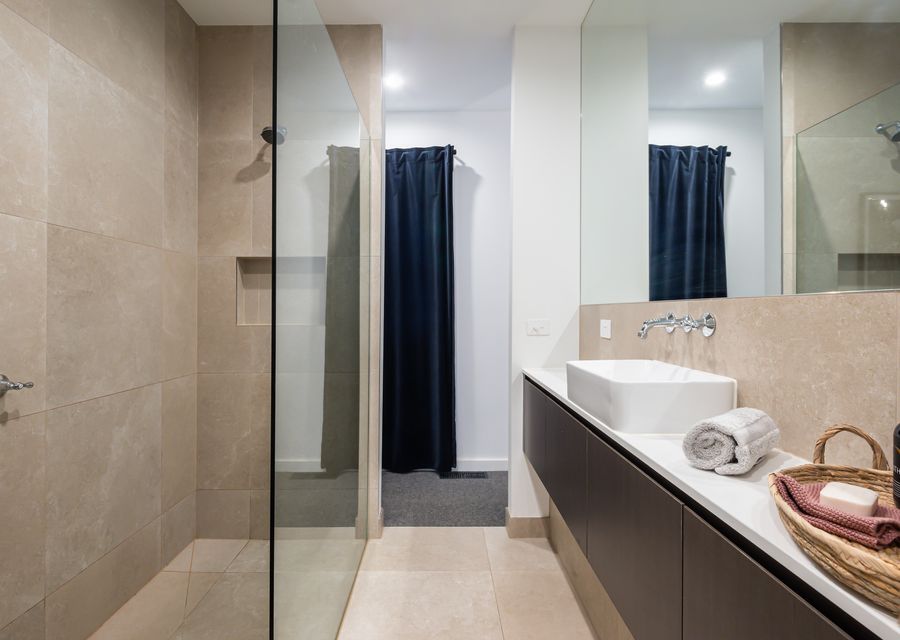 Ensuite bathroom and two way entrance 
