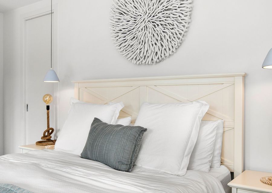 Master Bedroom with Queen Bed