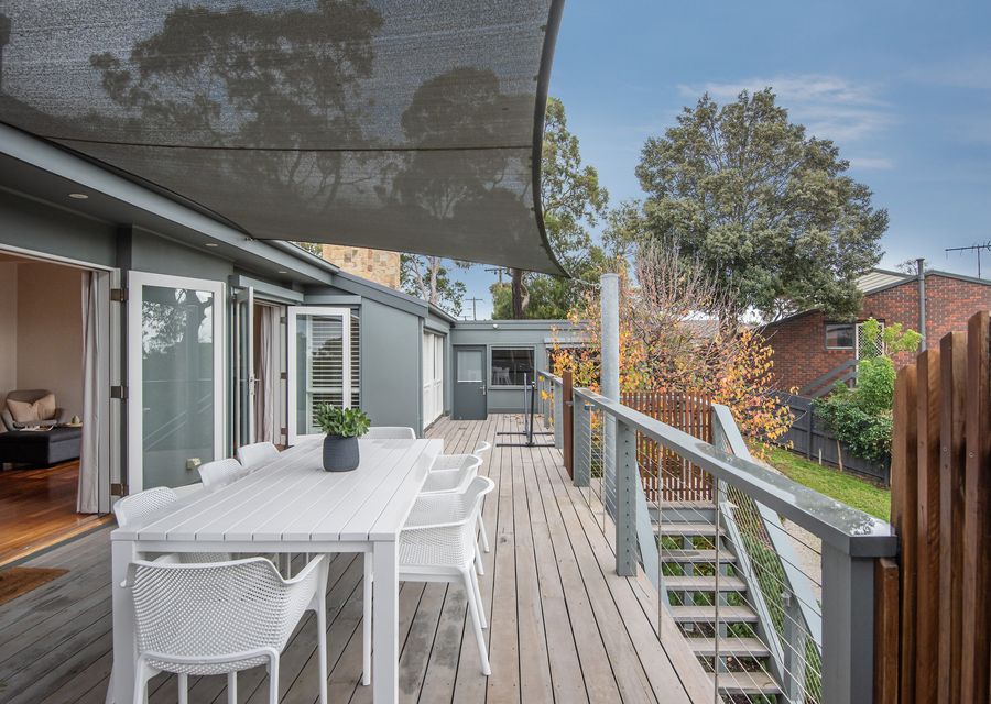 Large entertaining deck