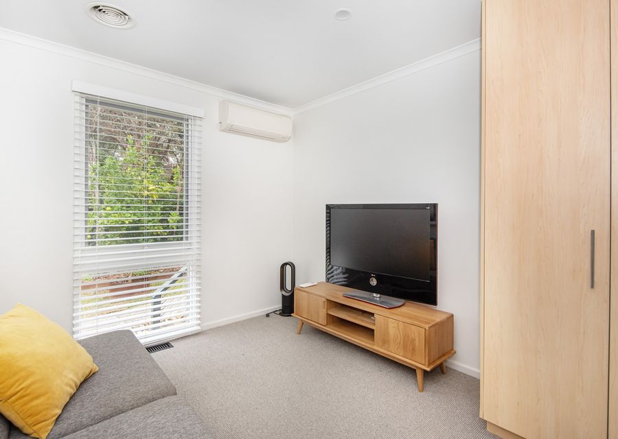 4th bedroom with sofa bed