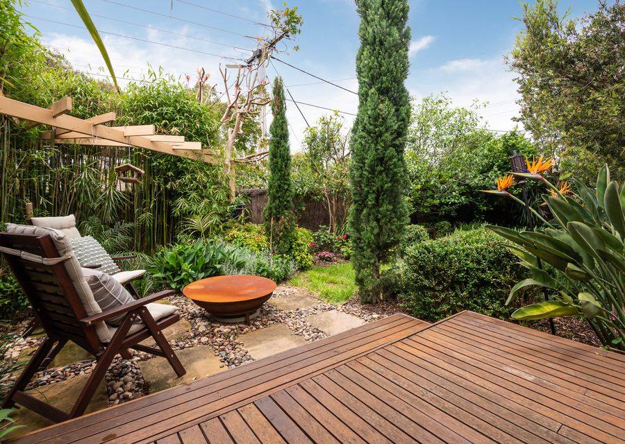 Outdoor Deck and Firepit