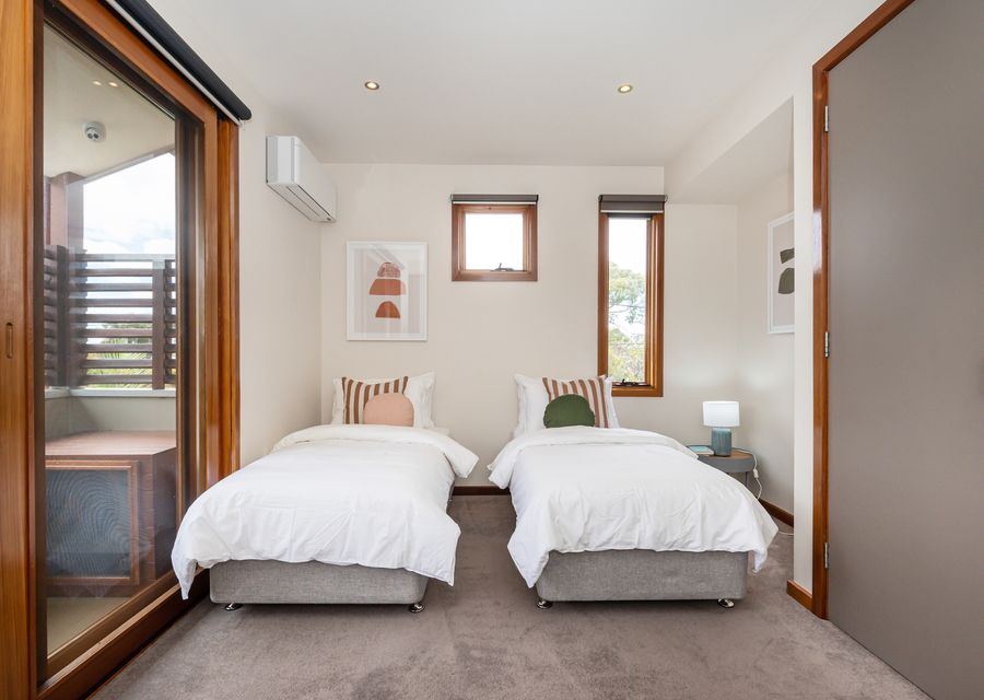 Bedroom 3 - 2 Single Beds