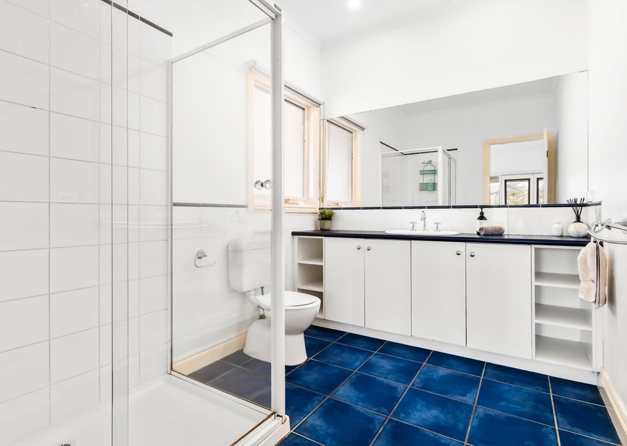 Second master ensuite 