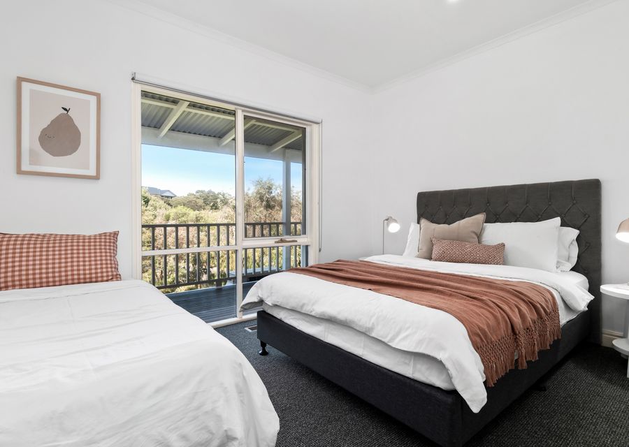 Bedroom three with Queen bed and single bed 