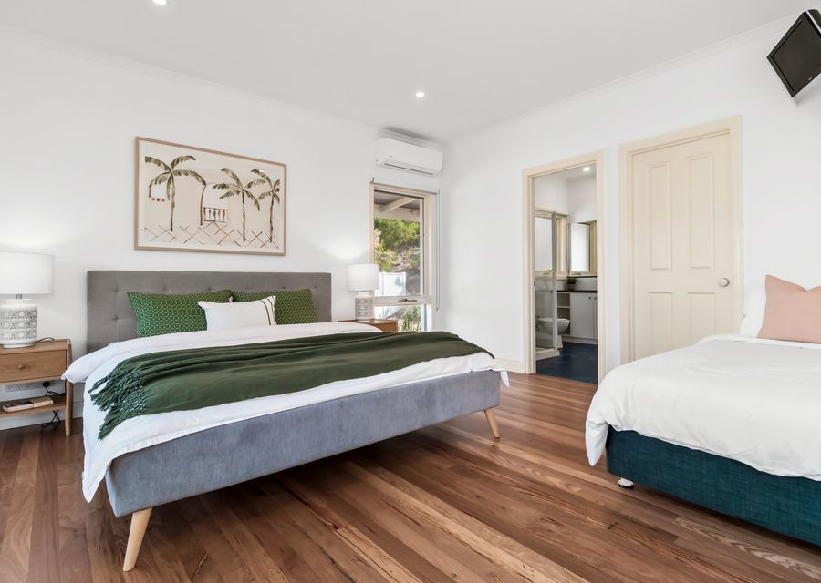 Master with king bed, single bed and room for a fold out bed plus ensuite 