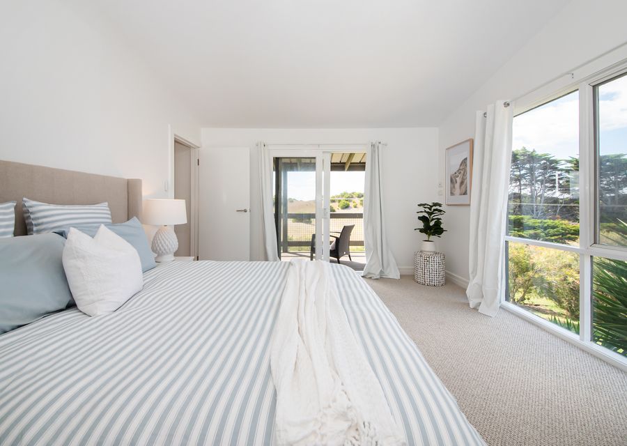 Master with king bed and ensuite 