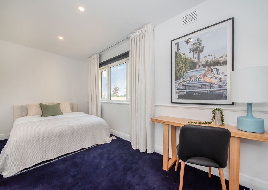 Bedroom 2 with Queen bed