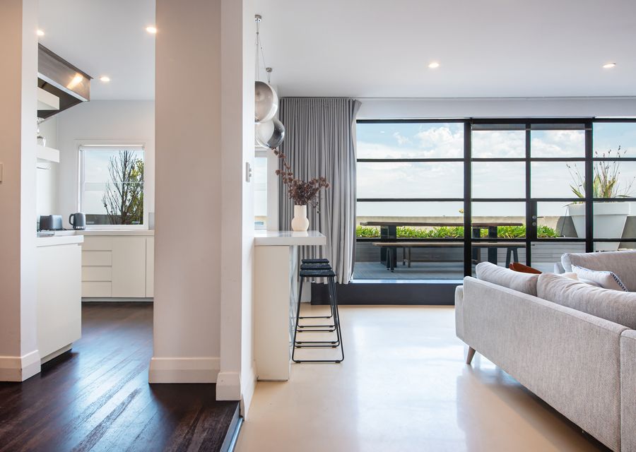 Light and bright with stunning city views