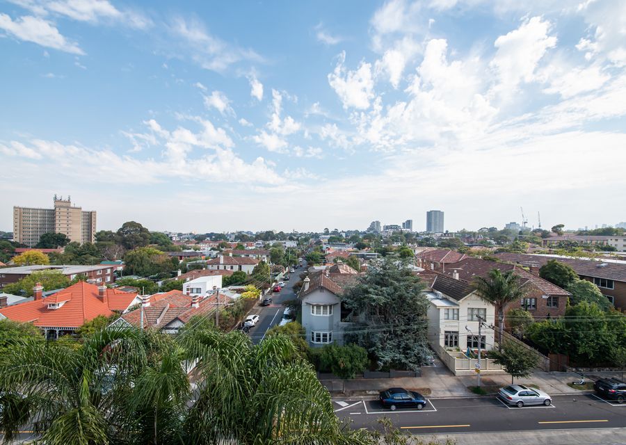 Penthouse with City Views on Chapel