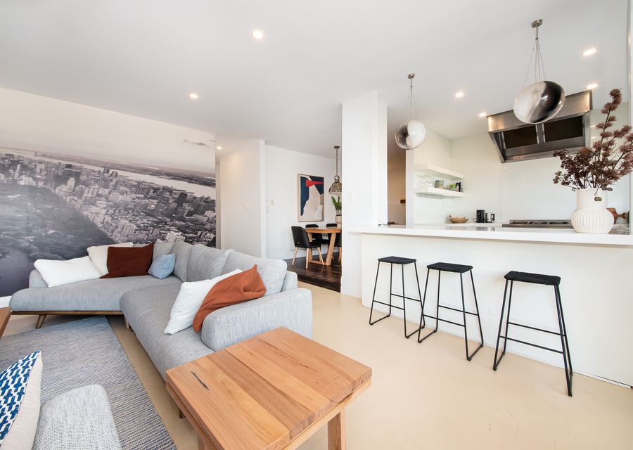 Penthouse with City Views on Chapel