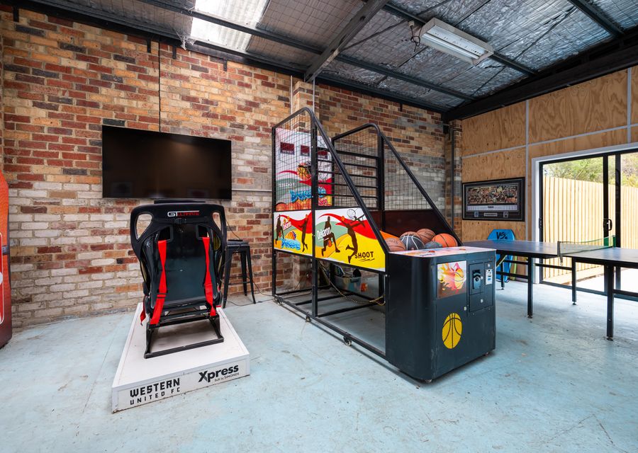 Games room - Fun for kids (big and small!)