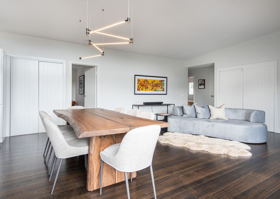 Living/dining area