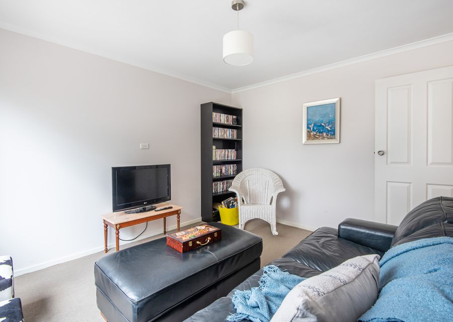 Second living with TV