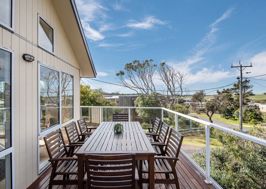 Outdoor entertaining for 8 people on balcony with stunning views