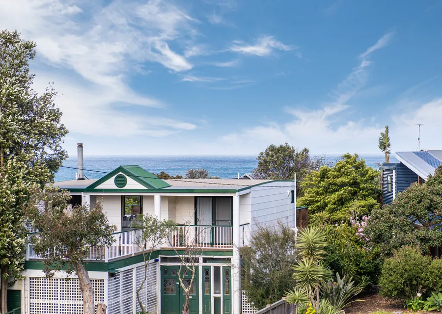 Salty Shores Smiths Beach