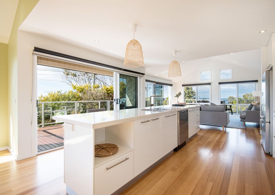 Spacious kitchen with island bench