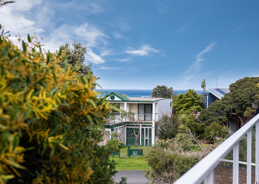 Salty Shores Smiths Beach