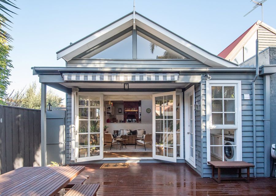 Living to outdoor decking and the pool