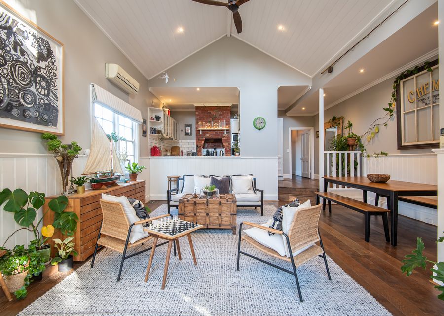 Light and bright living space with reverse cycle air conditioning 