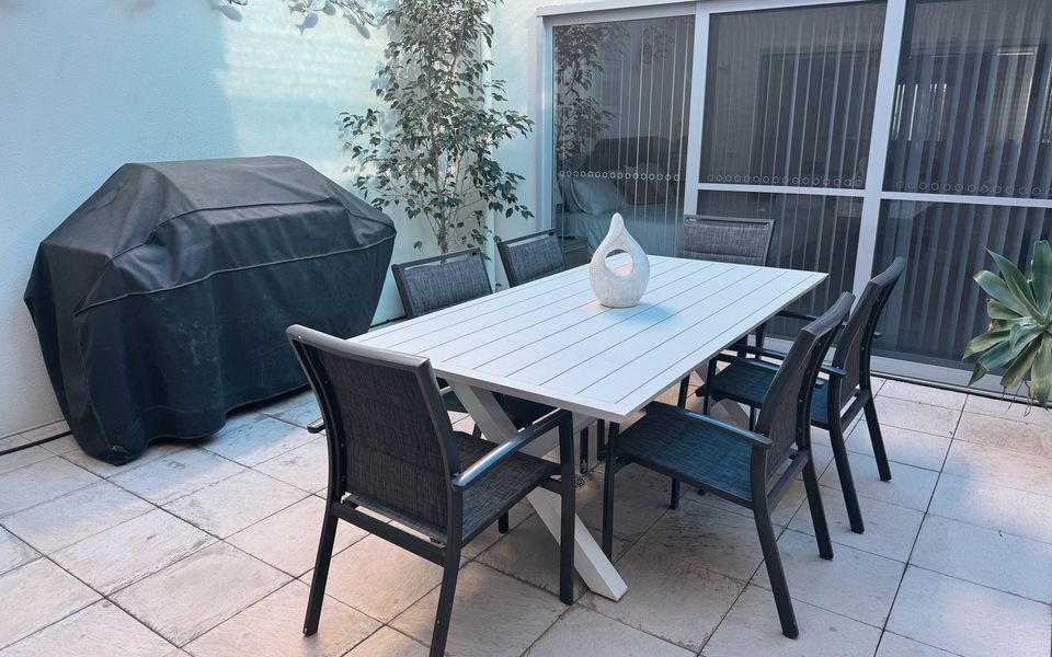 Waves at Jurien – Winter Special view listing for details