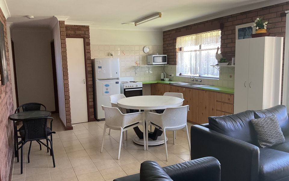 Unit 16, 2 Casuarina Crescent, Jurien Bay WA, Australia