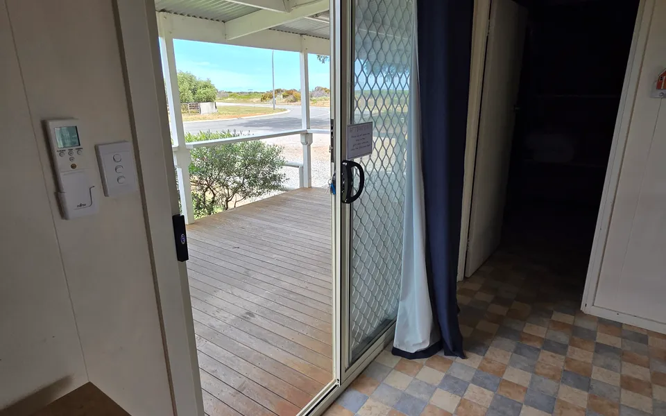 Jurien Bay View Bungalows – Jetty View (5)