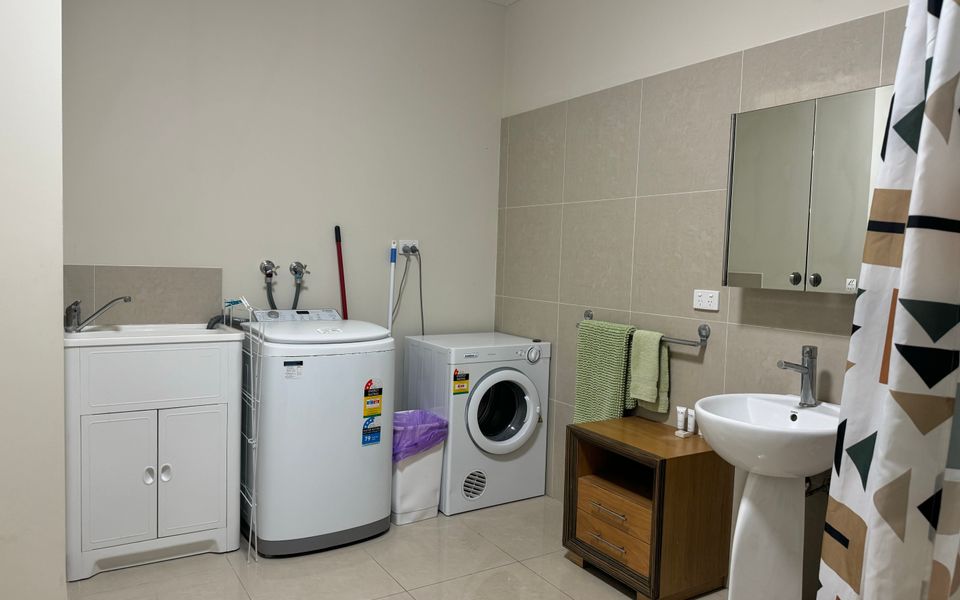 Oh Bouy – Unit 62 Seafront Estate