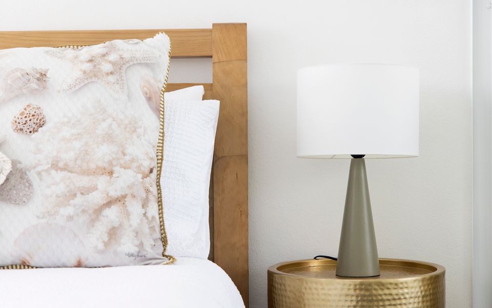 Ocean Breeze – Metres to Shoal Bay Beach