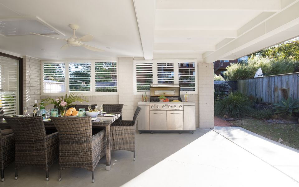 Chapeau Beach House- Walk to the beach