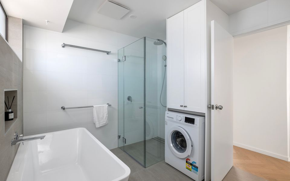 Chapeau Beach House- Walk to the beach