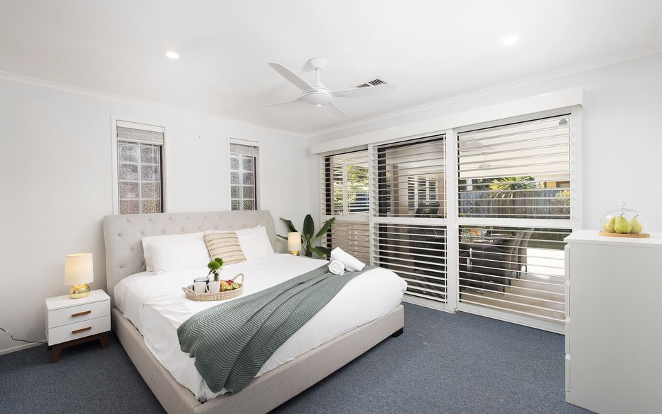 Chapeau Beach House- Walk to the beach