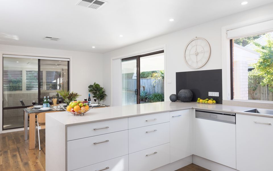 Chapeau Beach House- Walk to the beach