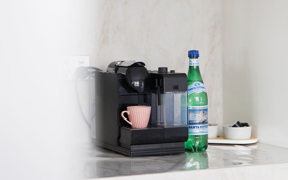 Chapeau Beach House- Walk to the beach