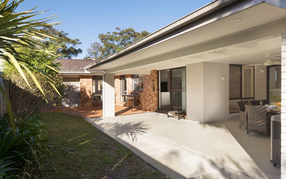 Chapeau Beach House- Walk to the beach