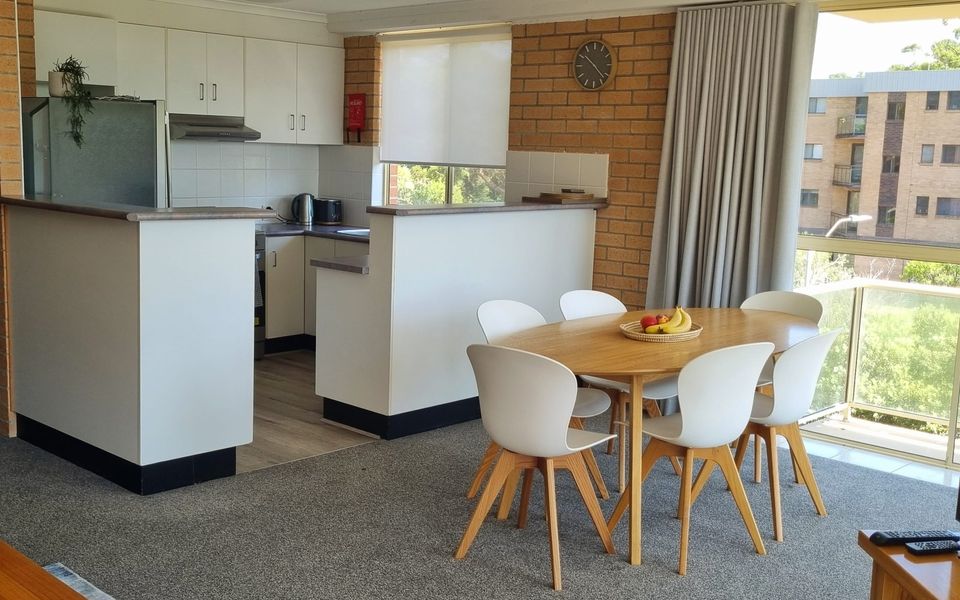 Seaspray Walk to the beach