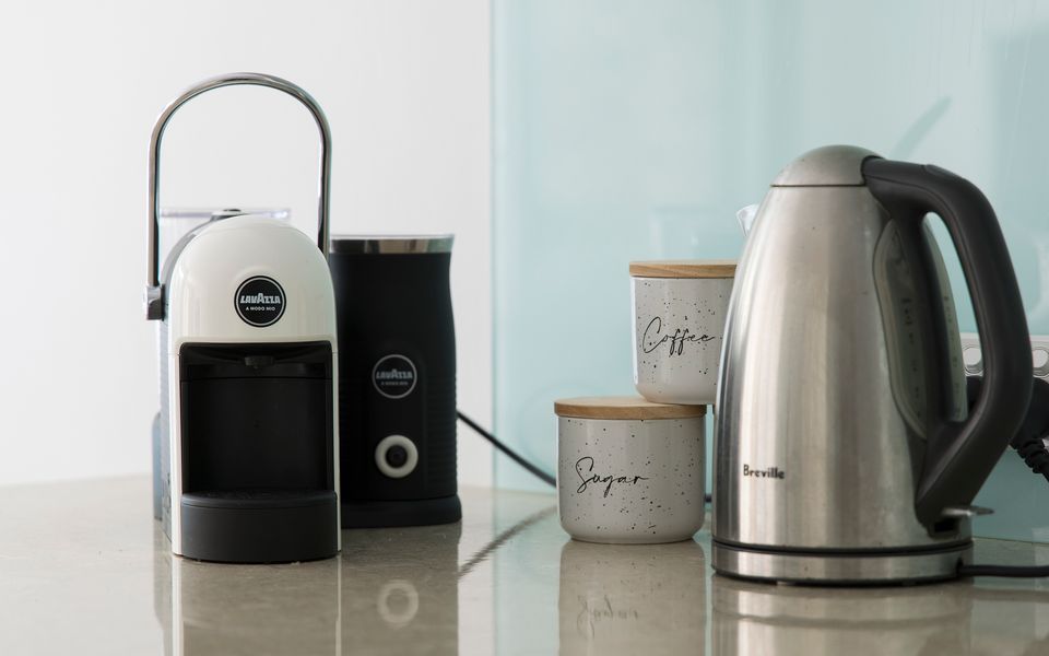 ‘Bay Parklands’ Close to Waters Edge