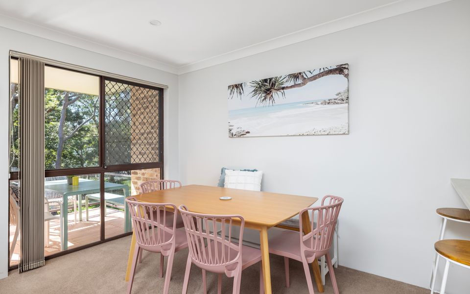 ‘Bay Parklands’ Close to Waters Edge