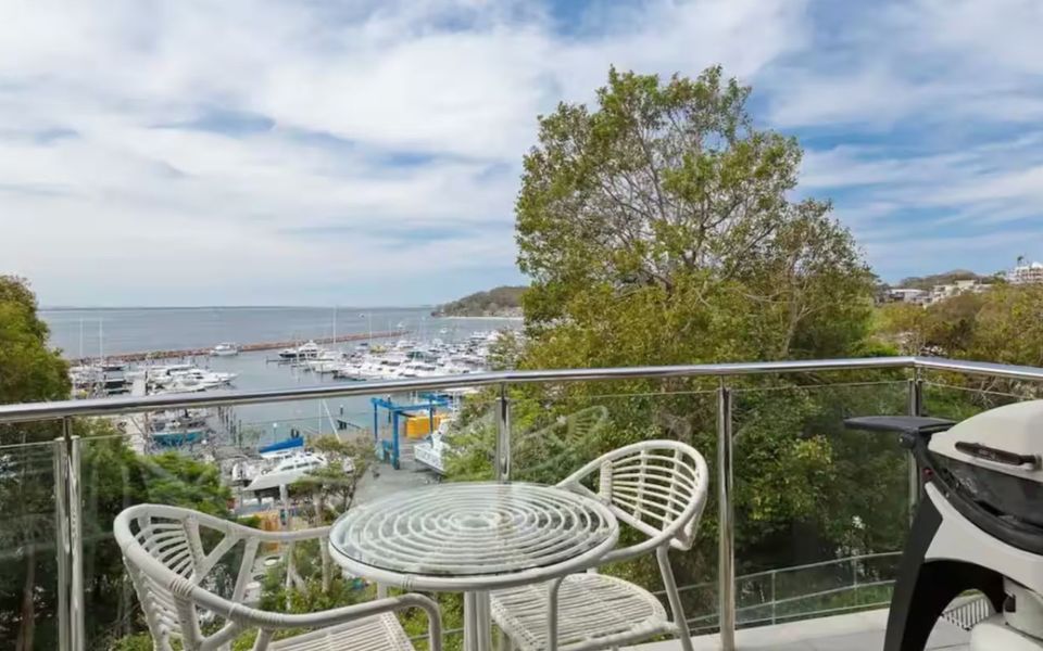 Paradiso on the Marina