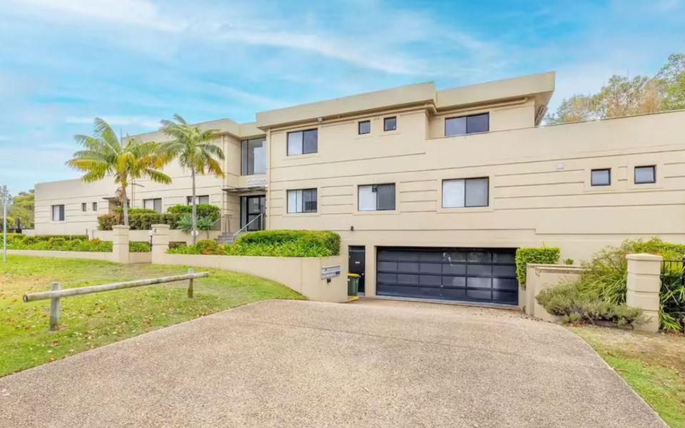 Paradiso on the Marina