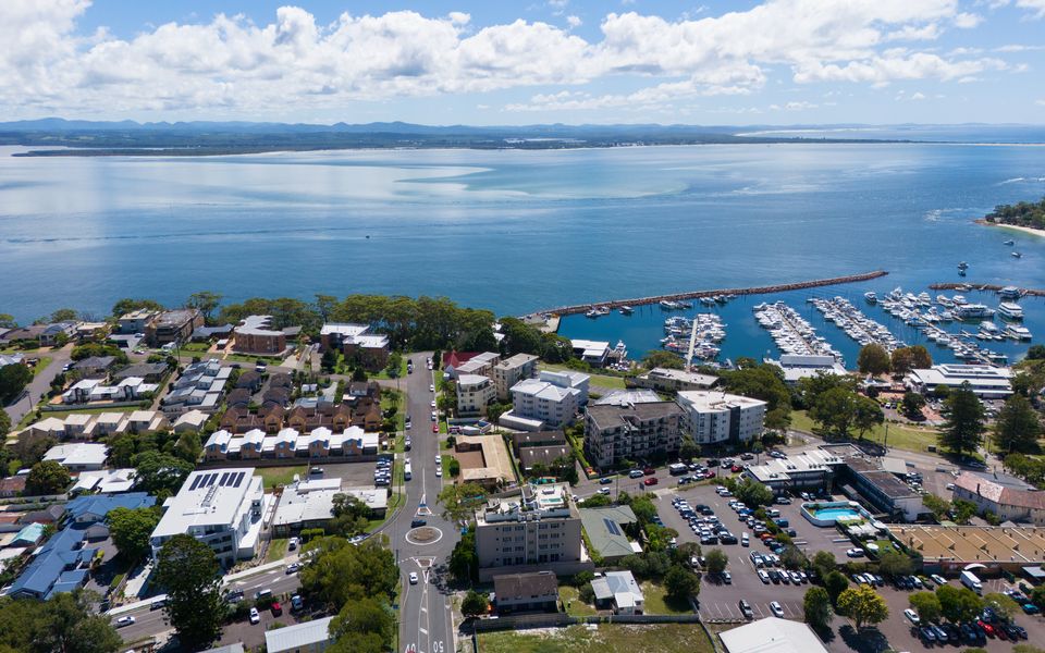 Paradiso on the Marina