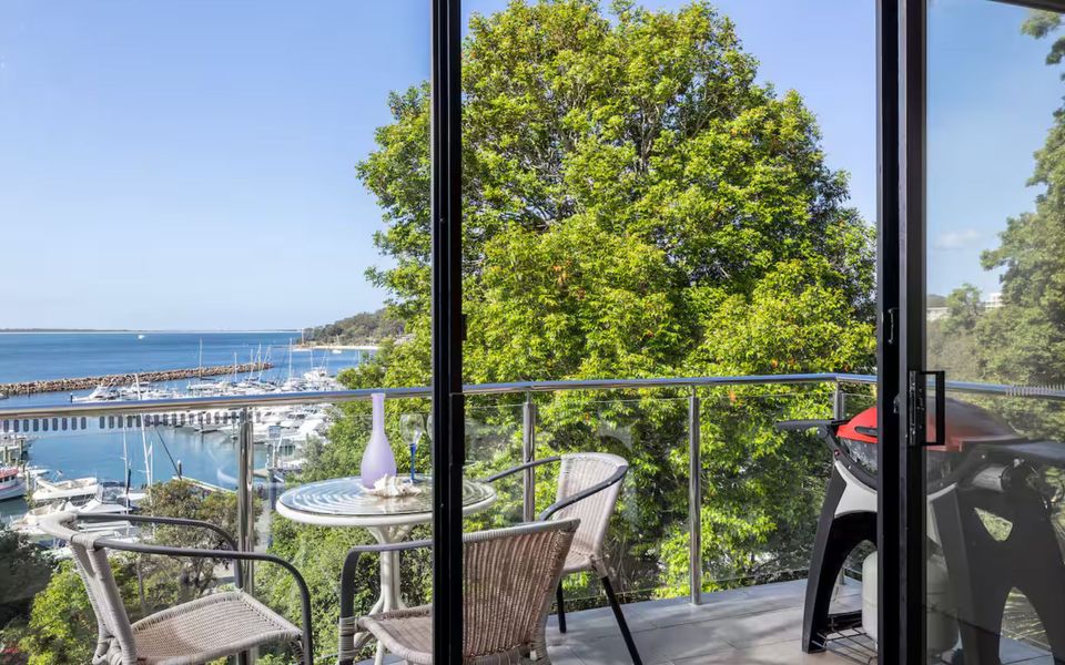 Paradiso on the Marina