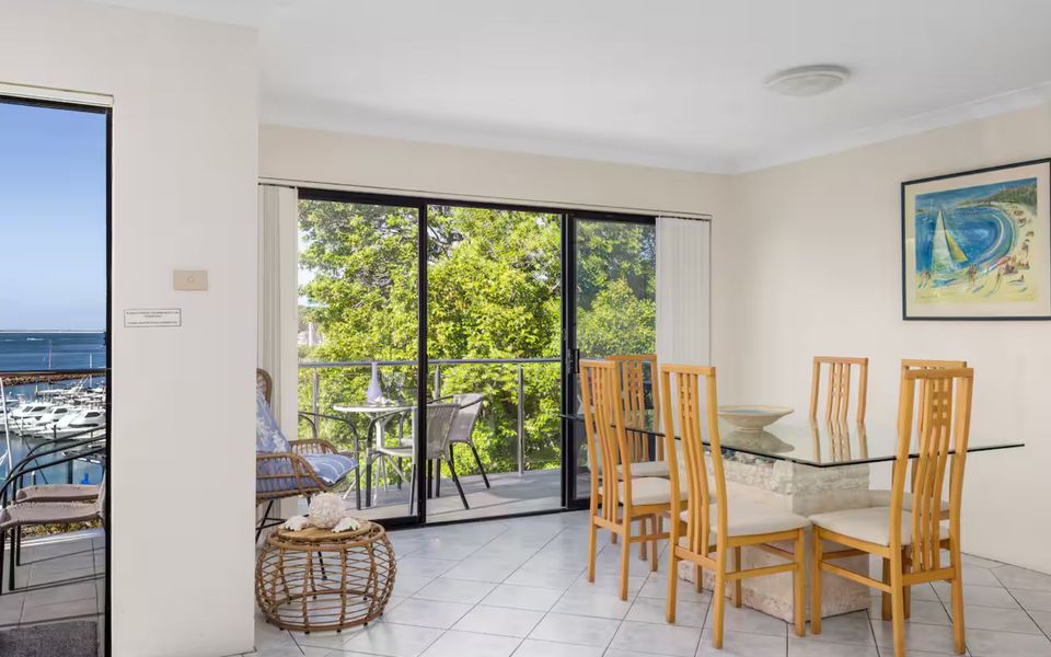 Paradiso on the Marina