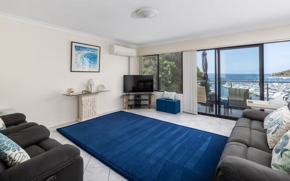 Paradiso on the Marina