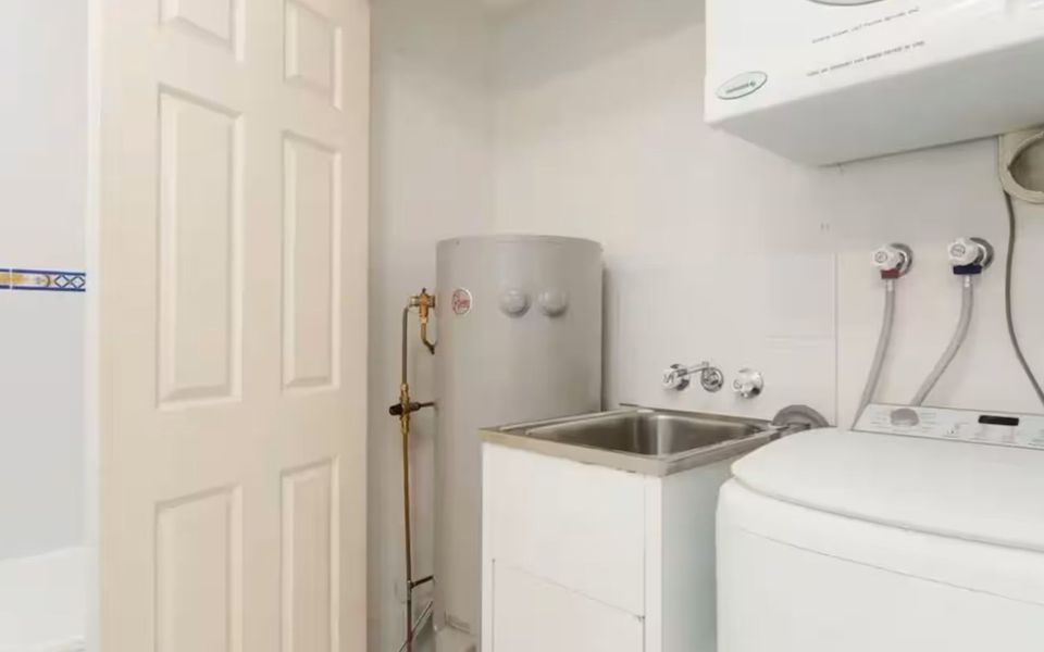 Paradiso on the Marina