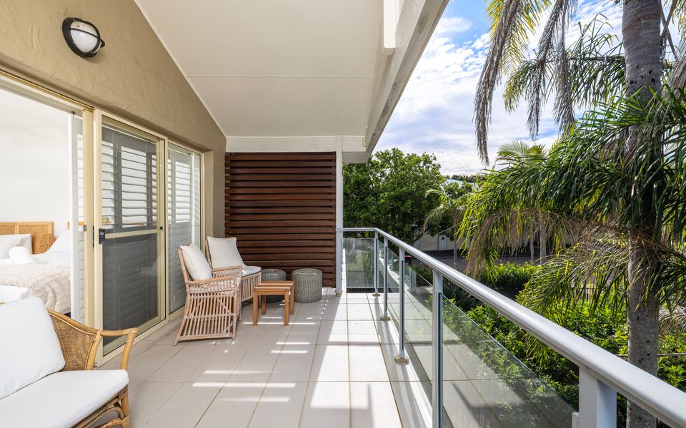 Oaks Pacific Blue Port Stephens. Apartment overlooking the Pool